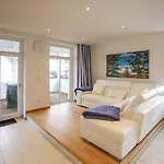 Strandvillen Binz - Ferienwohnung Mit Meerblick, 2 Schlafzimmern Und Balkon Sv-008